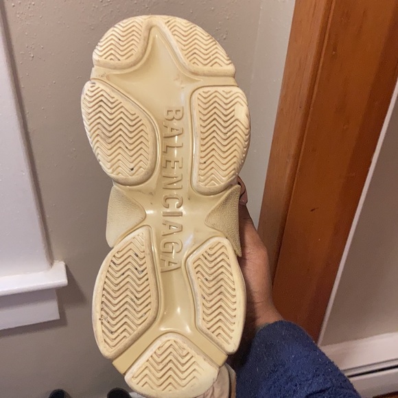 Balenciaga Triple S Sneakers - Picture 5 of 6